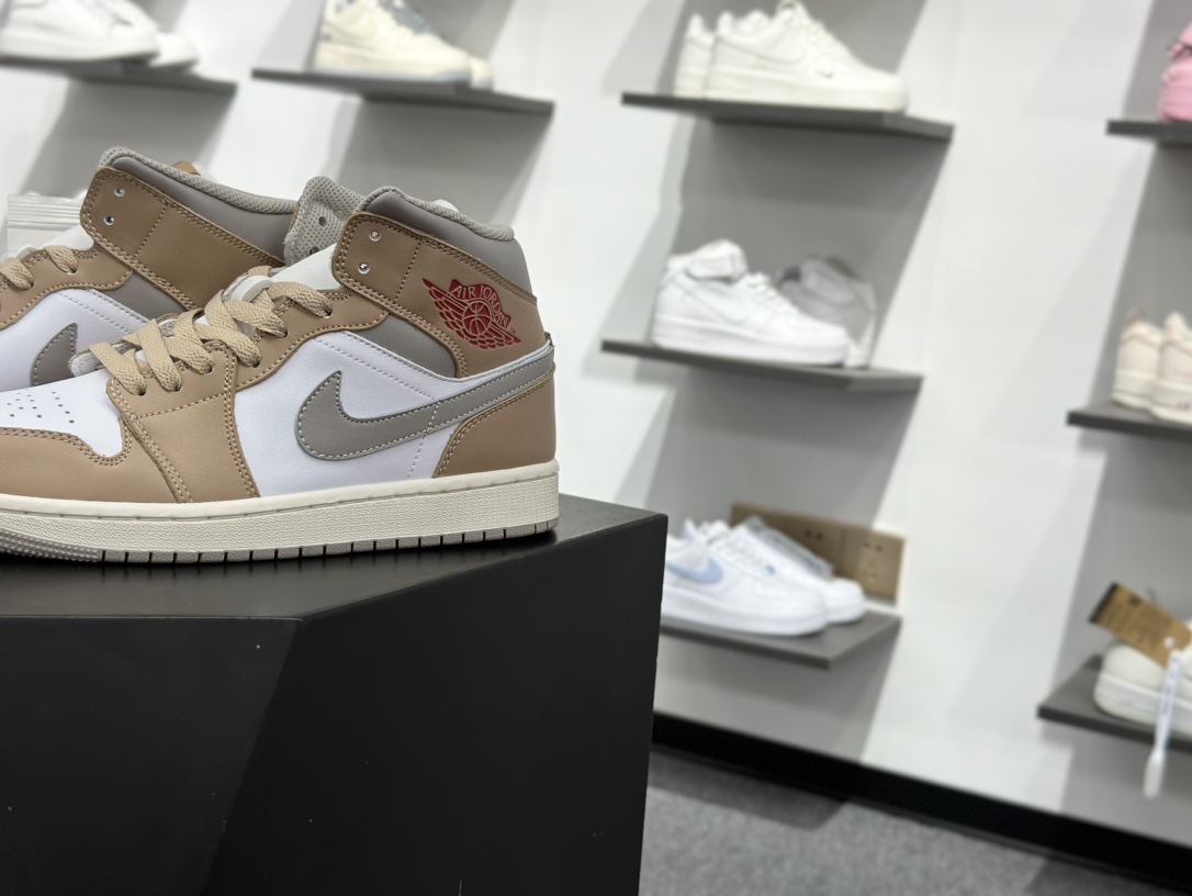 200 Nike AIR JORDAN 1 MID AJ1 乔1 耐克 低帮文化篮球鞋 DQ8426-200