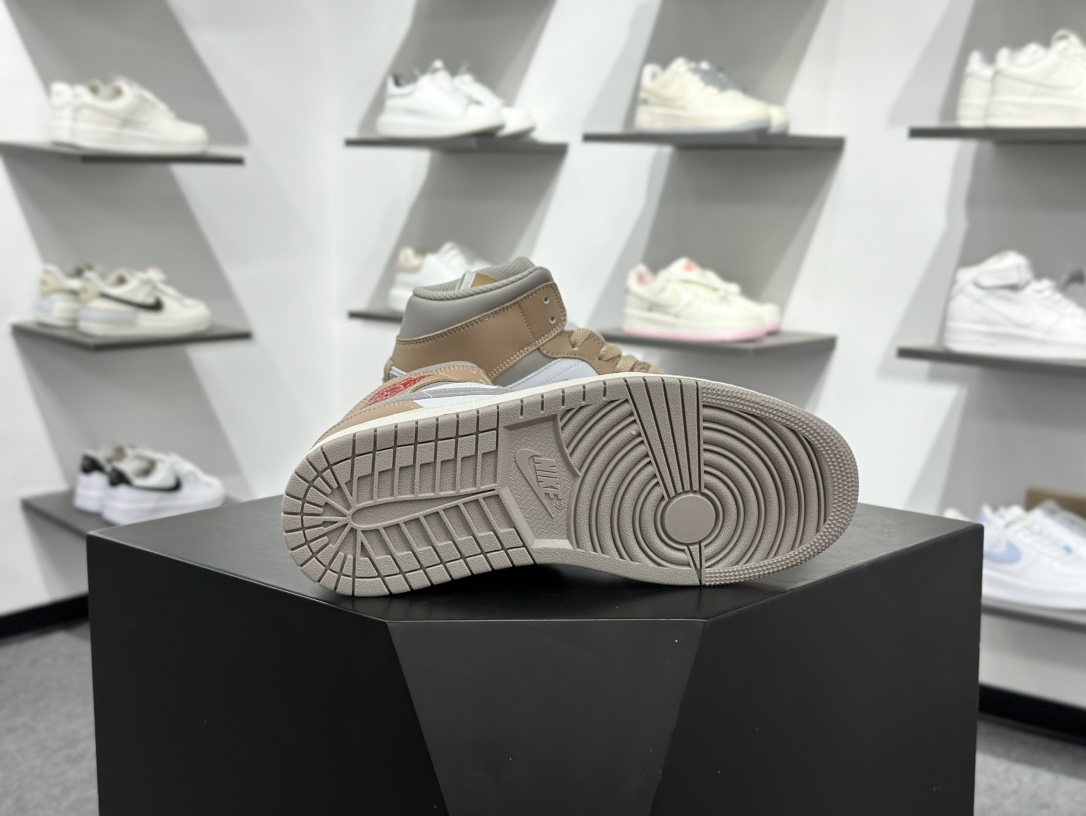 200 Nike AIR JORDAN 1 MID AJ1 乔1 耐克 低帮文化篮球鞋 DQ8426-200