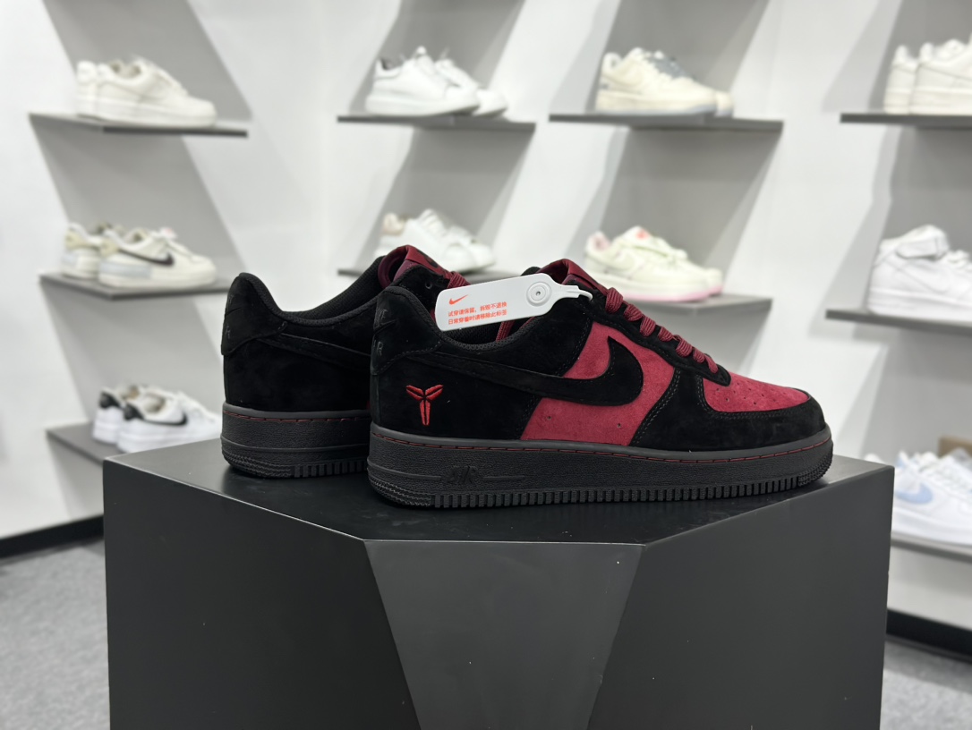 240 Nike Air Force 1 Low 07 科比 黑红 CW2288-111