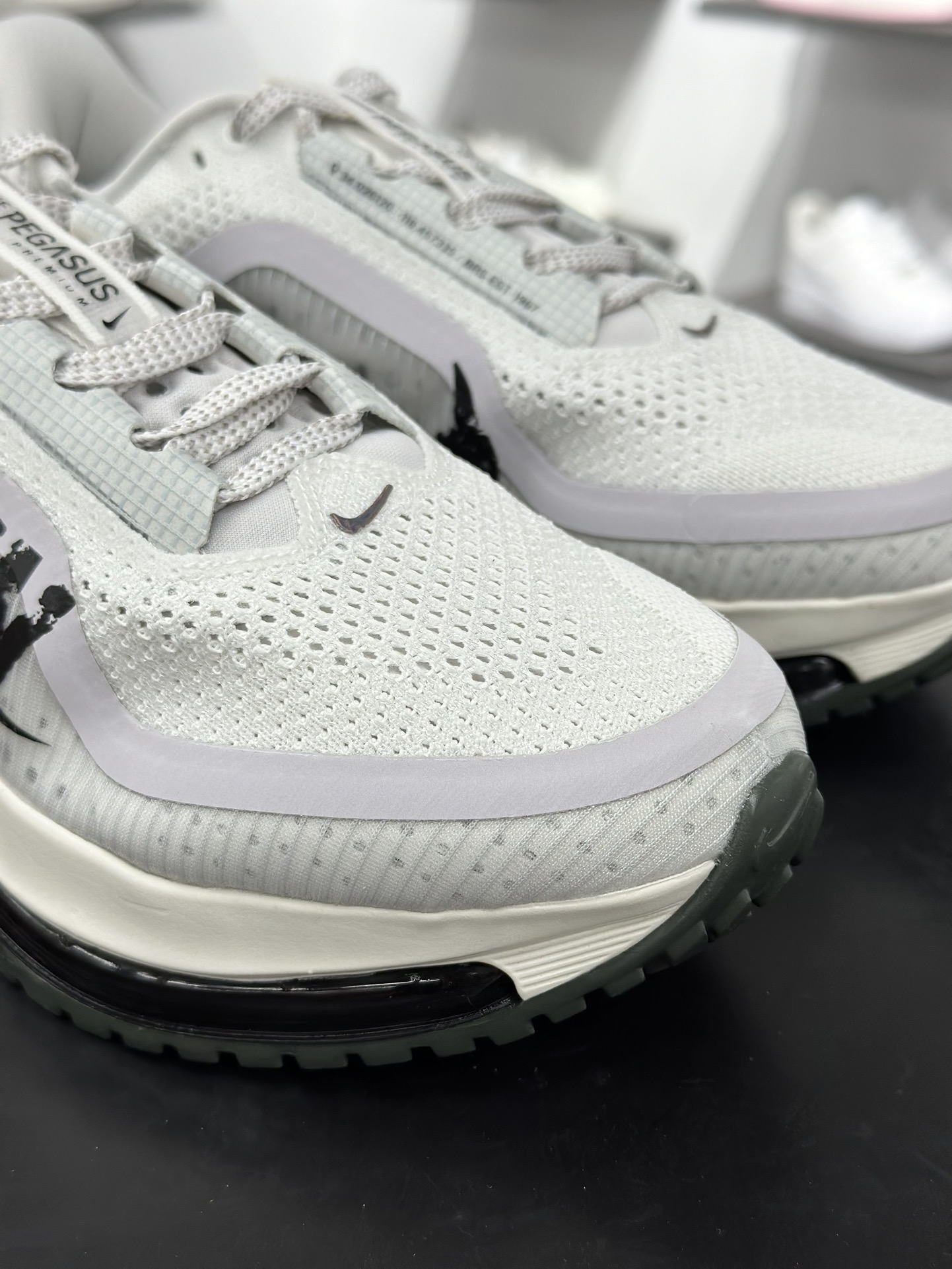 180 Nike Air Zoom Pegasus Premium RUN 耐克 新款气垫缓震休闲跑步鞋 IH2288-001