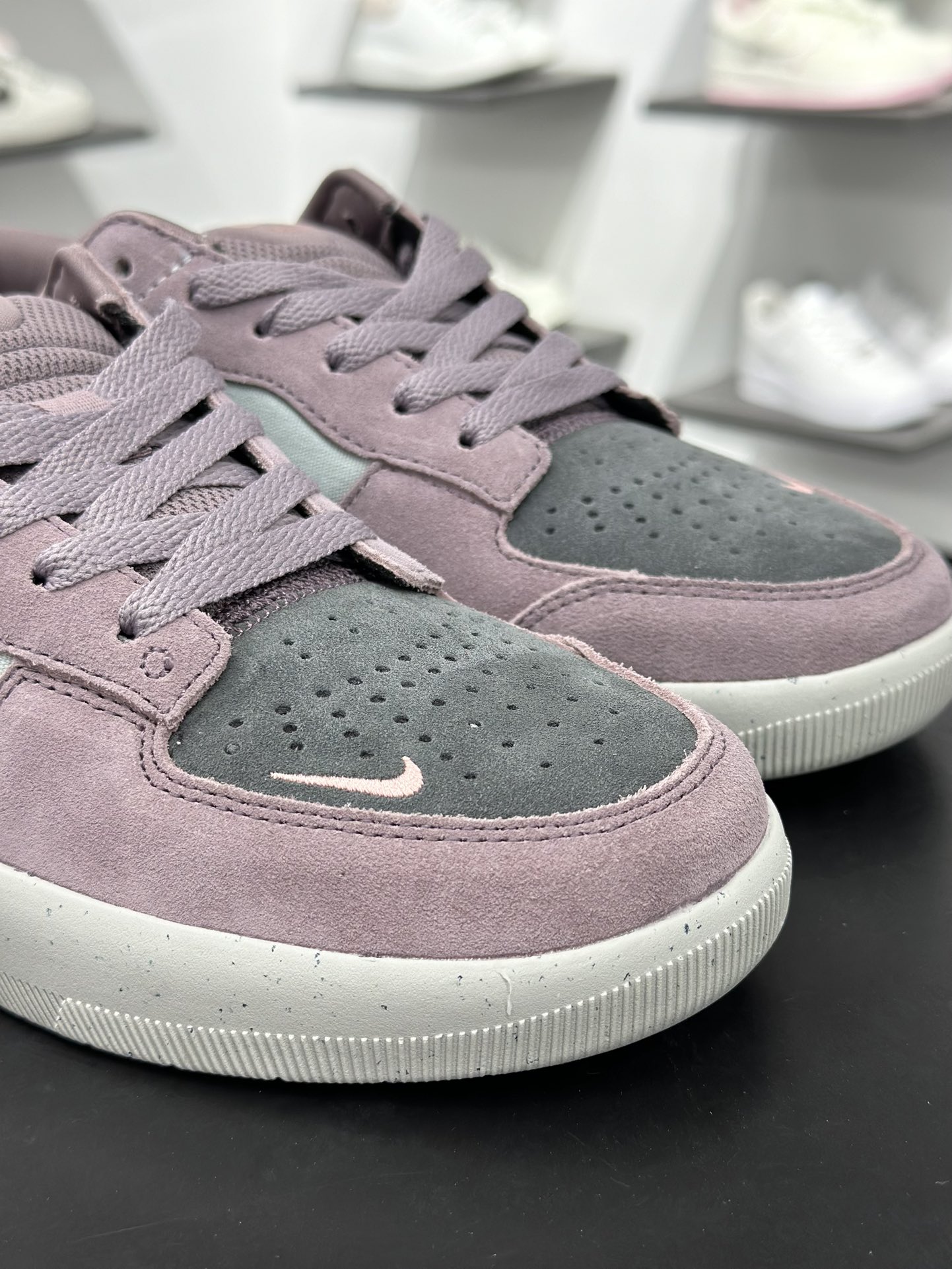 160 Nk SB Force 58 简版复古滑板鞋 DV5477-010