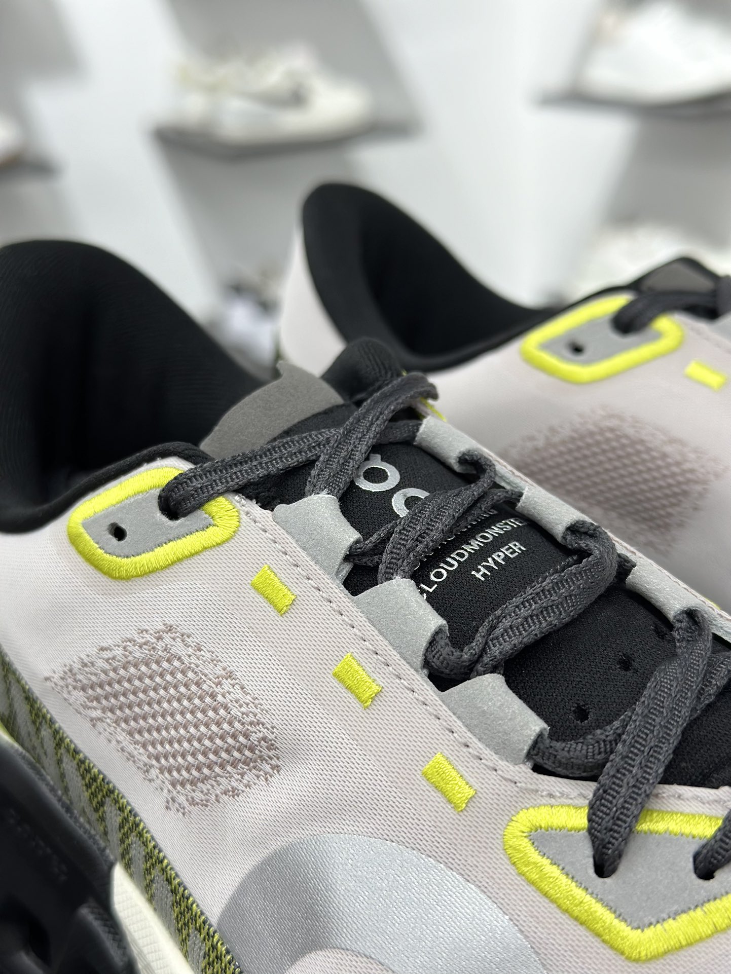 On昂跑 Cloudsurfer Trail 2 户外街头机能风跑步鞋 3ME1013-莆田鞋,莆田鞋货源,高仿鞋,高仿鞋货源,安福档口,莆田高仿鞋,莆田鞋批发,高仿鞋批发,莆田高仿运动鞋,高仿运动鞋,莆田运动鞋 On昂跑 Cloudsurfer Trail 2 户外街头机能风跑步鞋 3ME1013