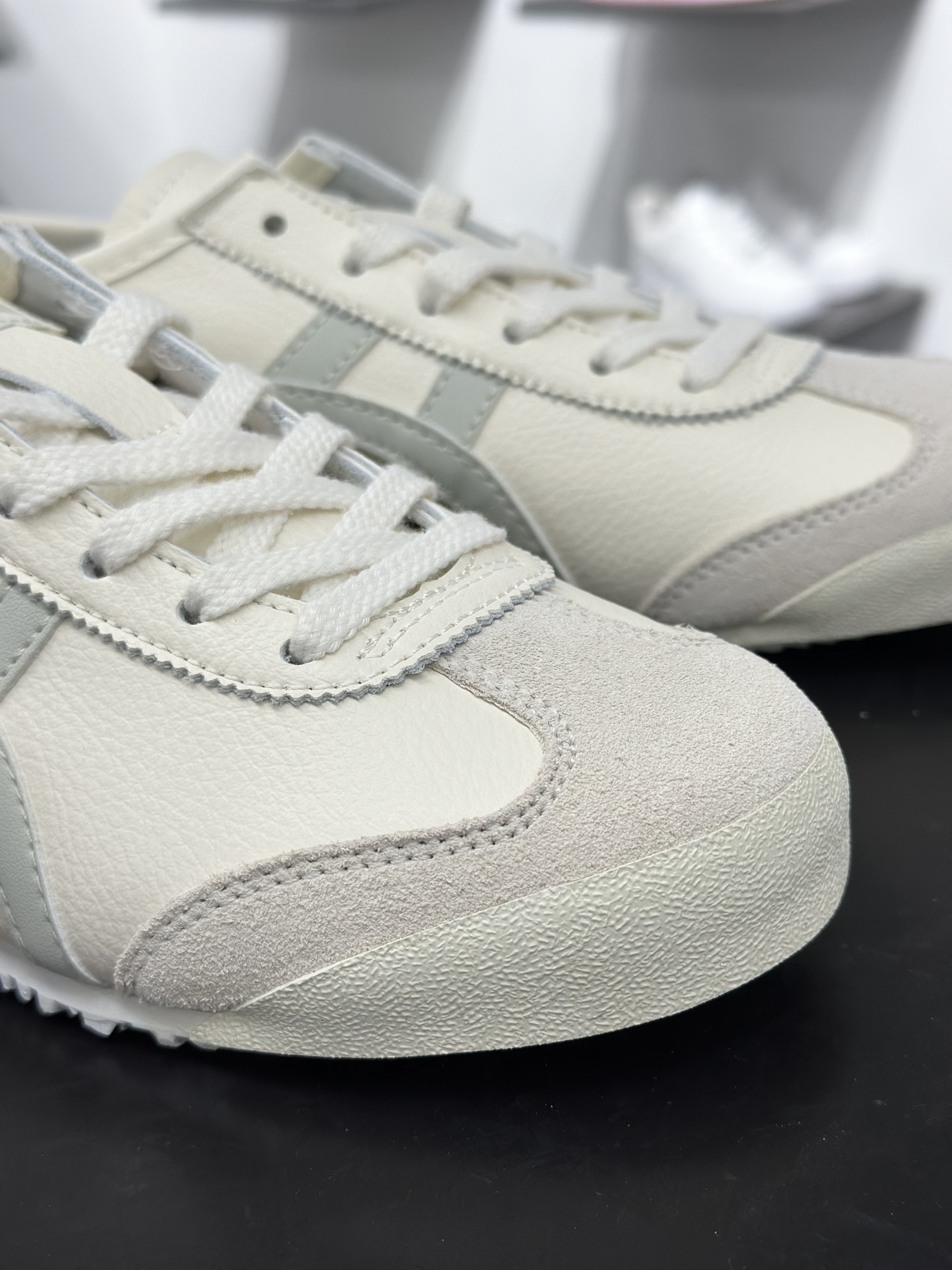 140 Asics Onitsuka Tiger MEXICO 66 亚瑟士鬼冢虎复古经典板鞋 1183A201-127