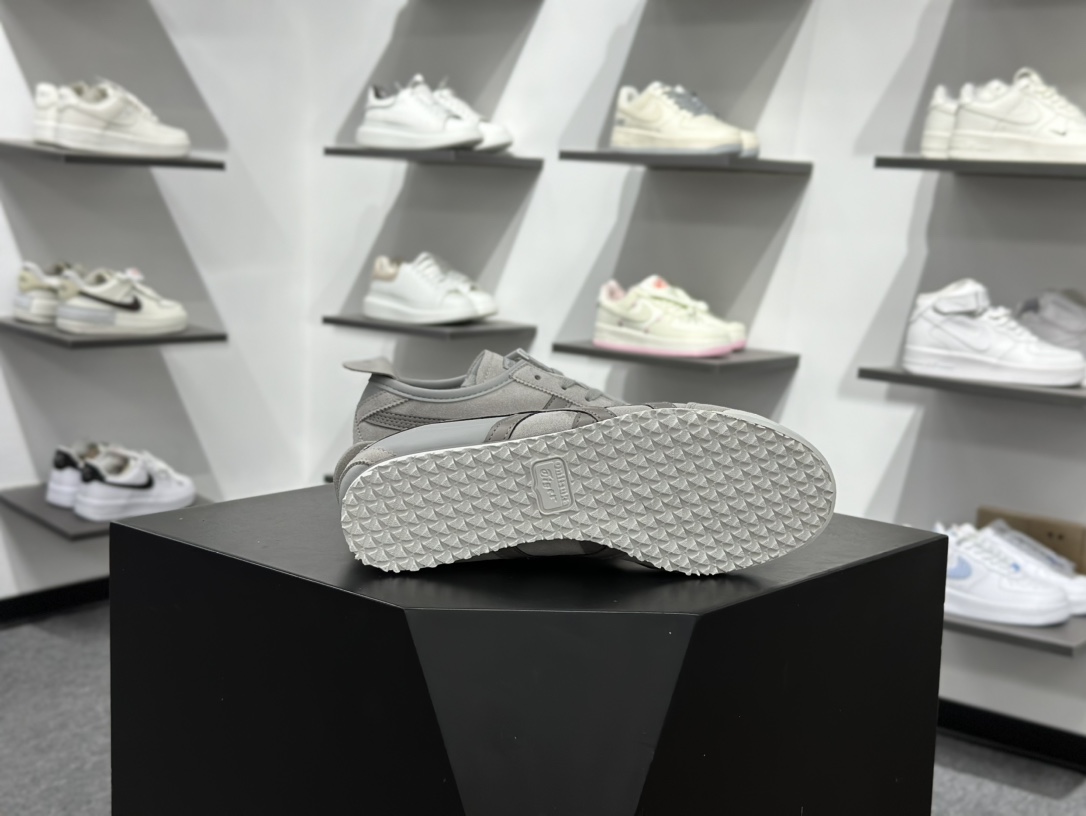 160 Asics Onitsuka Tiger MEXICO 66 亚瑟士鬼冢虎复古经典板鞋 1183C521-020