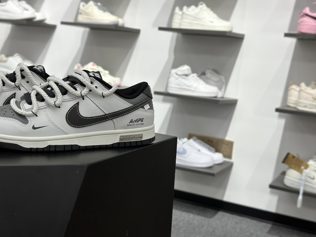 280 Nike SB Dunk Low 解构灰白 WB0510-064