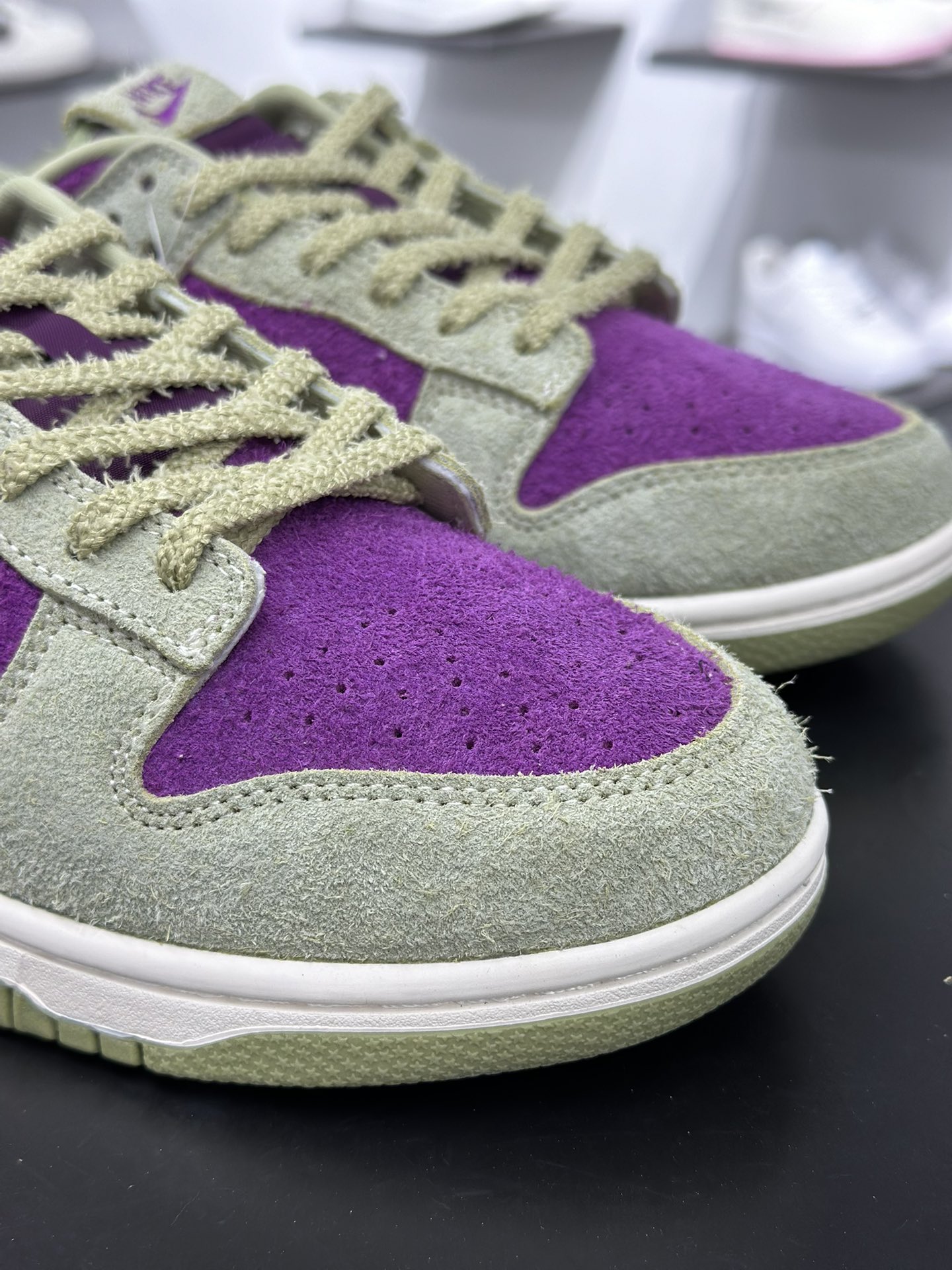 200 NIKE SB Dunk Low 绿紫 IB2990-500