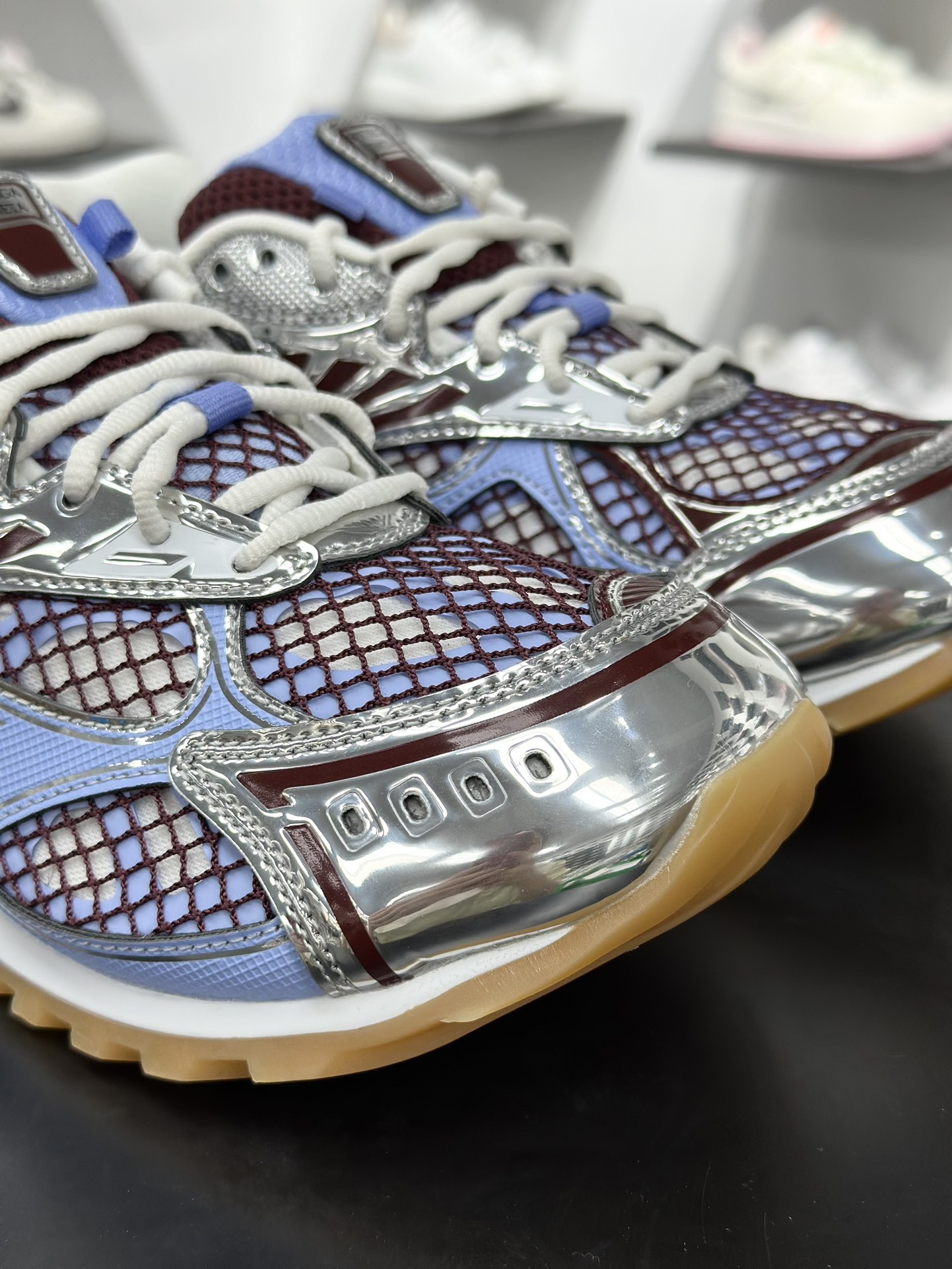 360 BOTTEGA VENETA BV 葆蝶家 王一博同款低帮休闲鞋