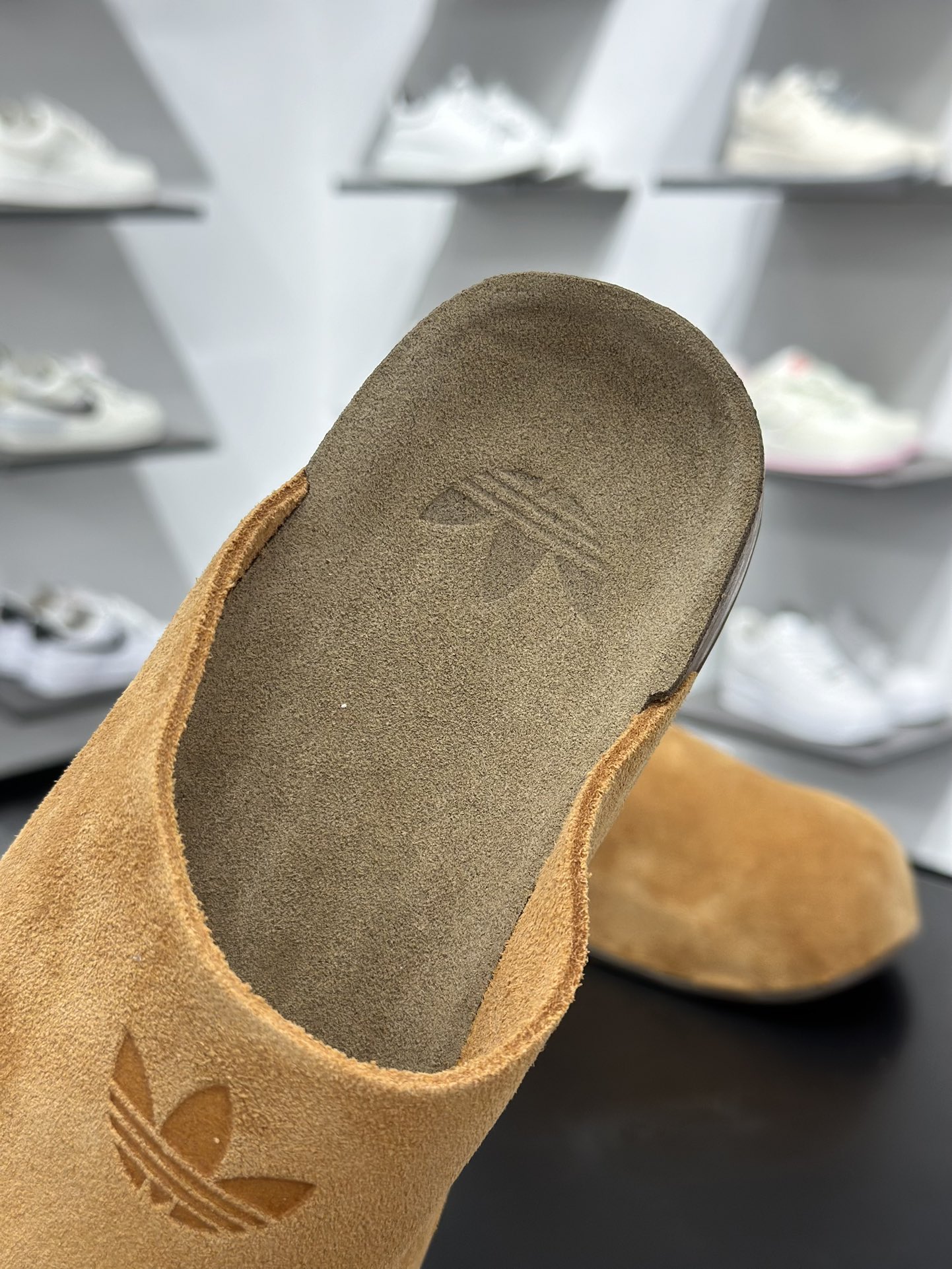 200 AD Originals Adimule 舒适百搭 防磨包头一脚蹬拖鞋