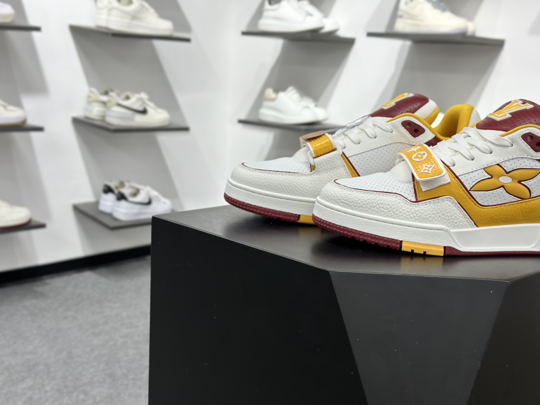 480 Louis Vuitton Trainer lv时装走秀运动鞋