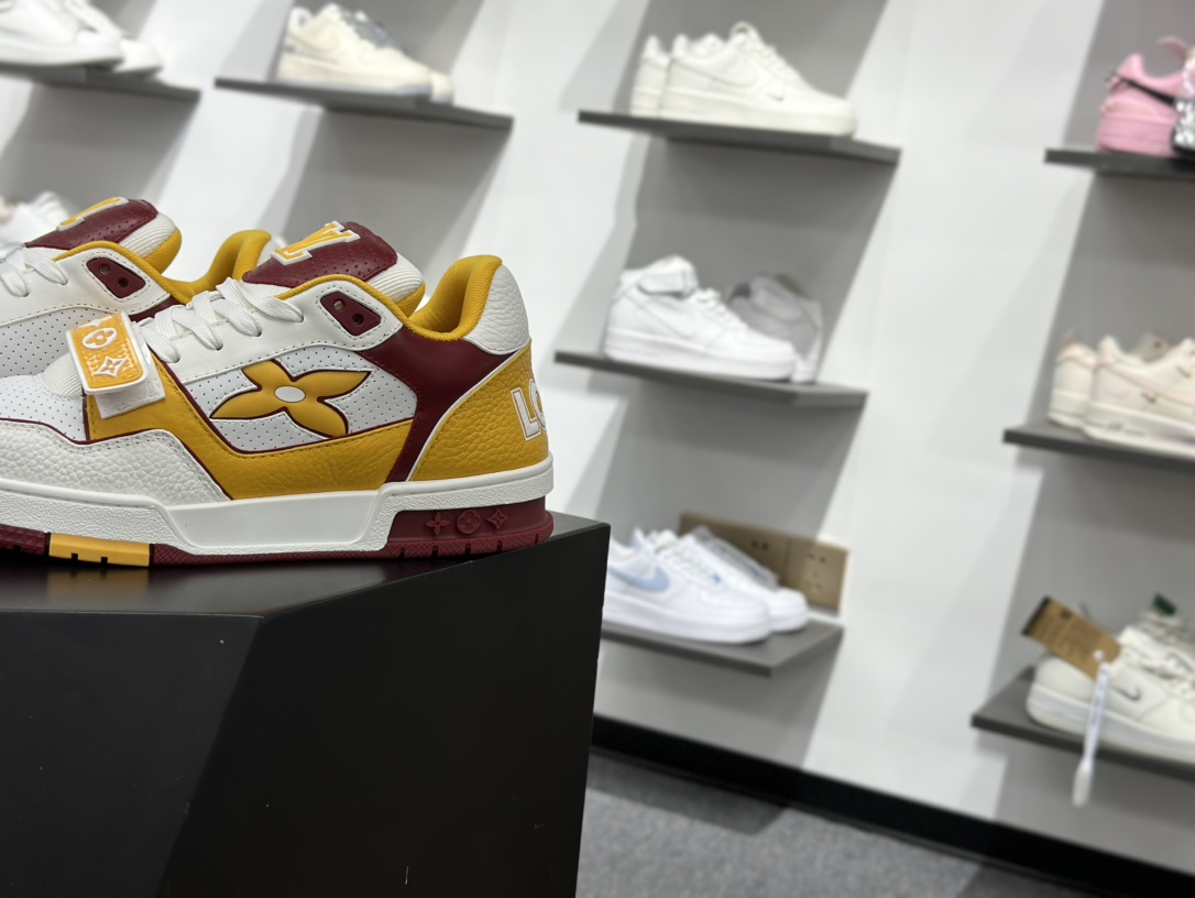 480 Louis Vuitton Trainer lv时装走秀运动鞋