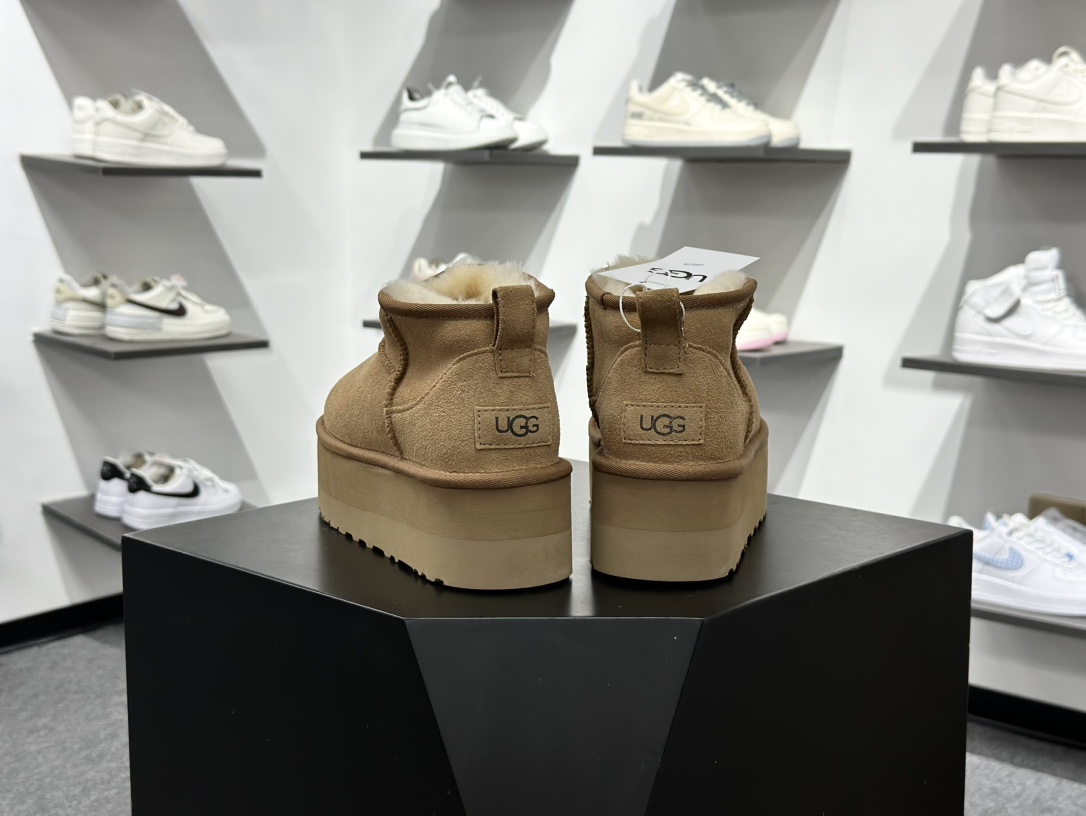 260 UGG 栗色 Mini厚底短筒5cm 小红书爆款 广州外贸大厂生产 鞋头到鞋垫真羊皮毛一体