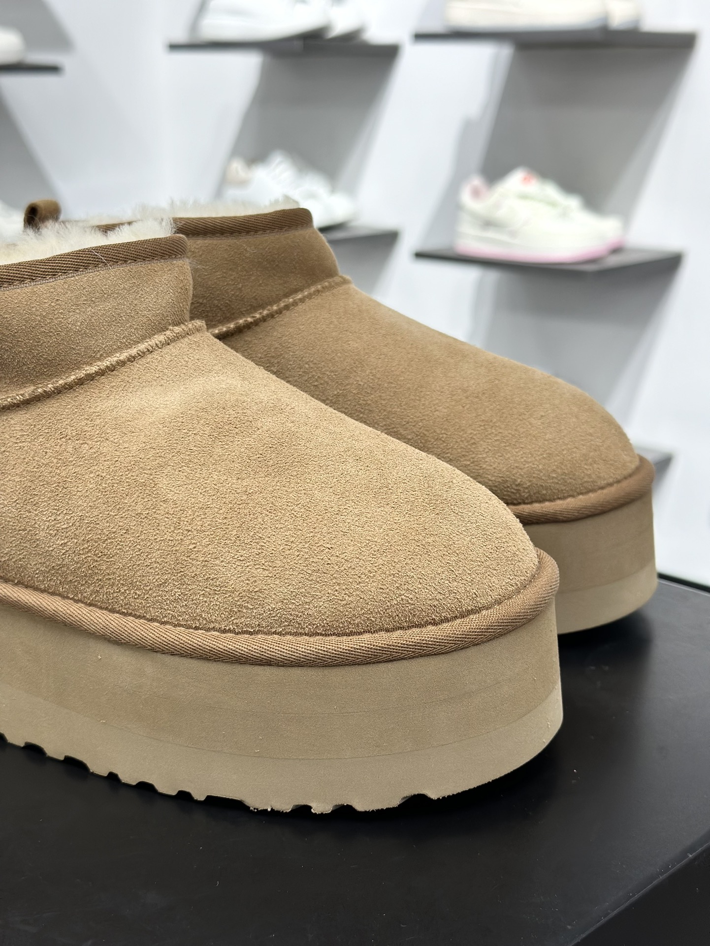 260 UGG 栗色 Mini厚底短筒5cm 小红书爆款 广州外贸大厂生产 鞋头到鞋垫真羊皮毛一体