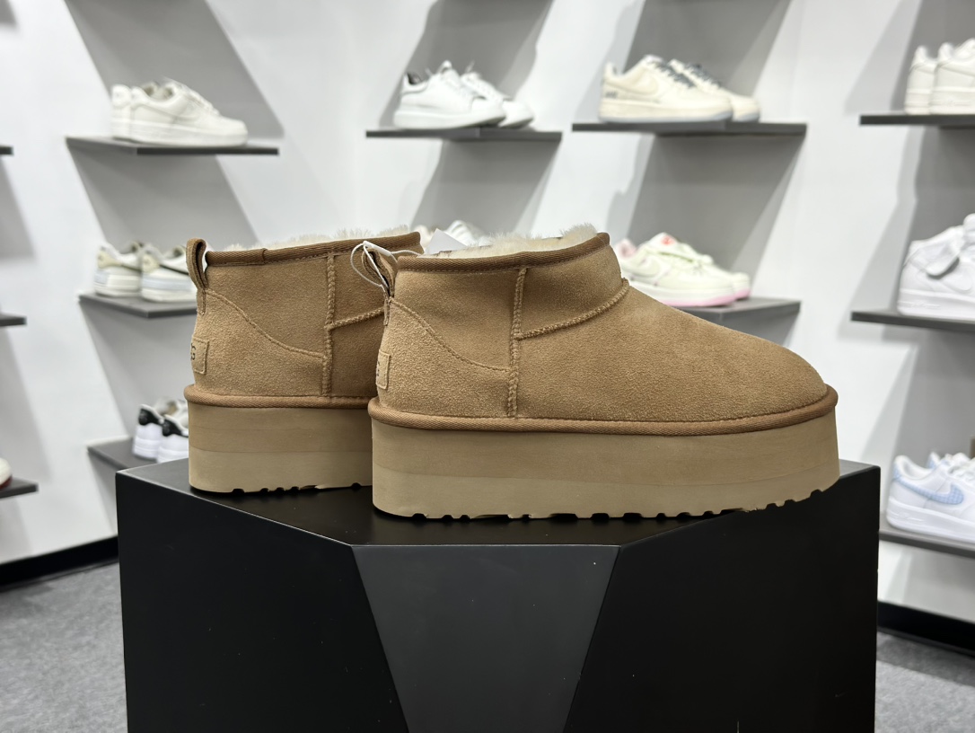 260 UGG 栗色 Mini厚底短筒5cm 小红书爆款 广州外贸大厂生产 鞋头到鞋垫真羊皮毛一体