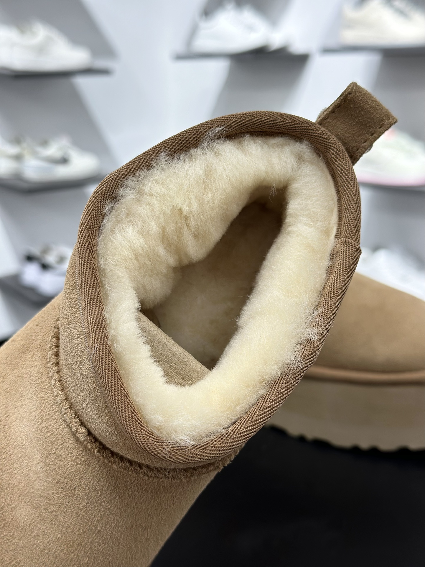 260 UGG 栗色 Mini厚底短筒5cm 小红书爆款 广州外贸大厂生产 鞋头到鞋垫真羊皮毛一体