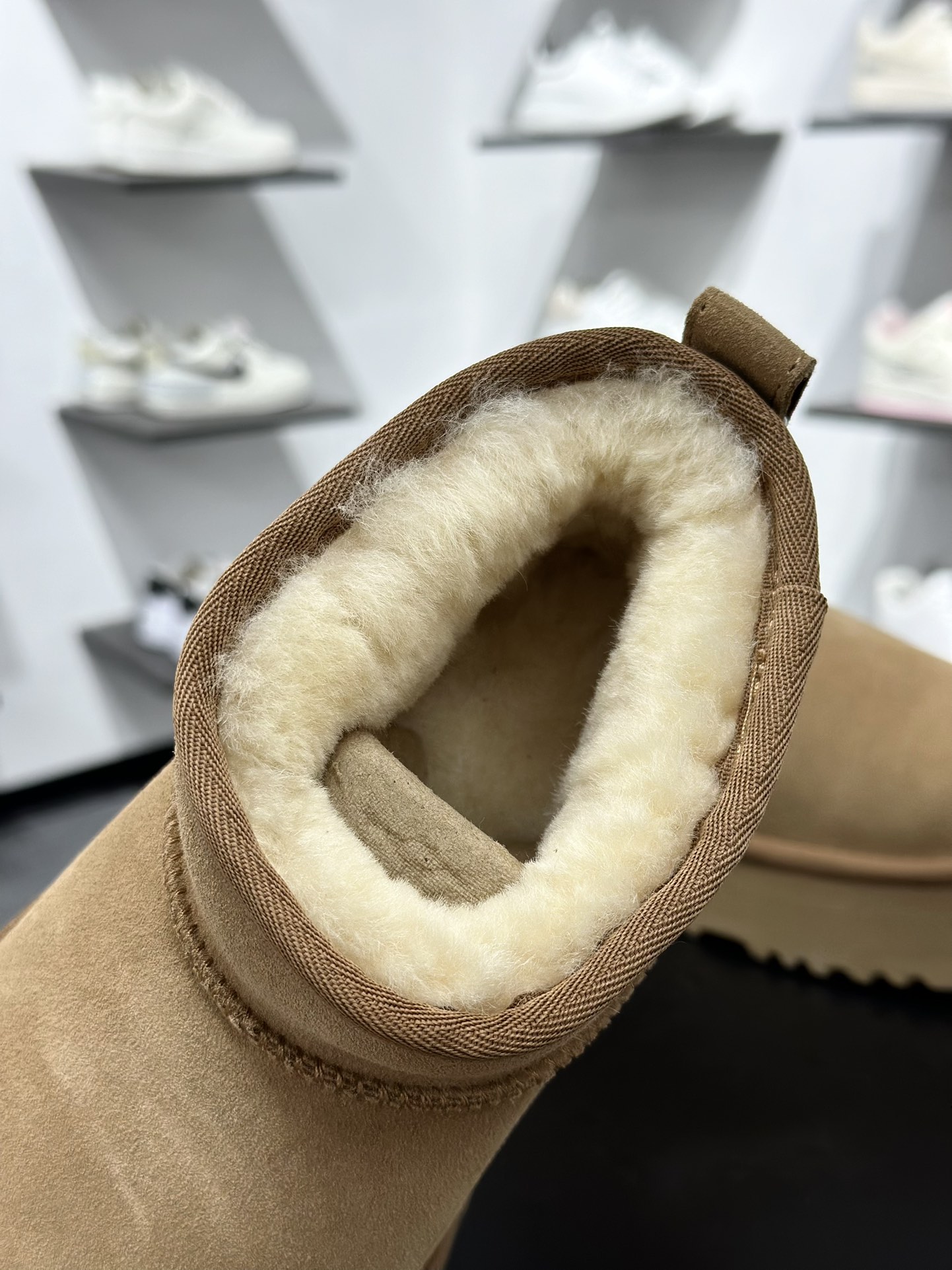 260 UGG 栗色 Mini厚底短筒3cm 小红书爆款 广州外贸大厂生产 鞋头到鞋垫真羊皮毛一体