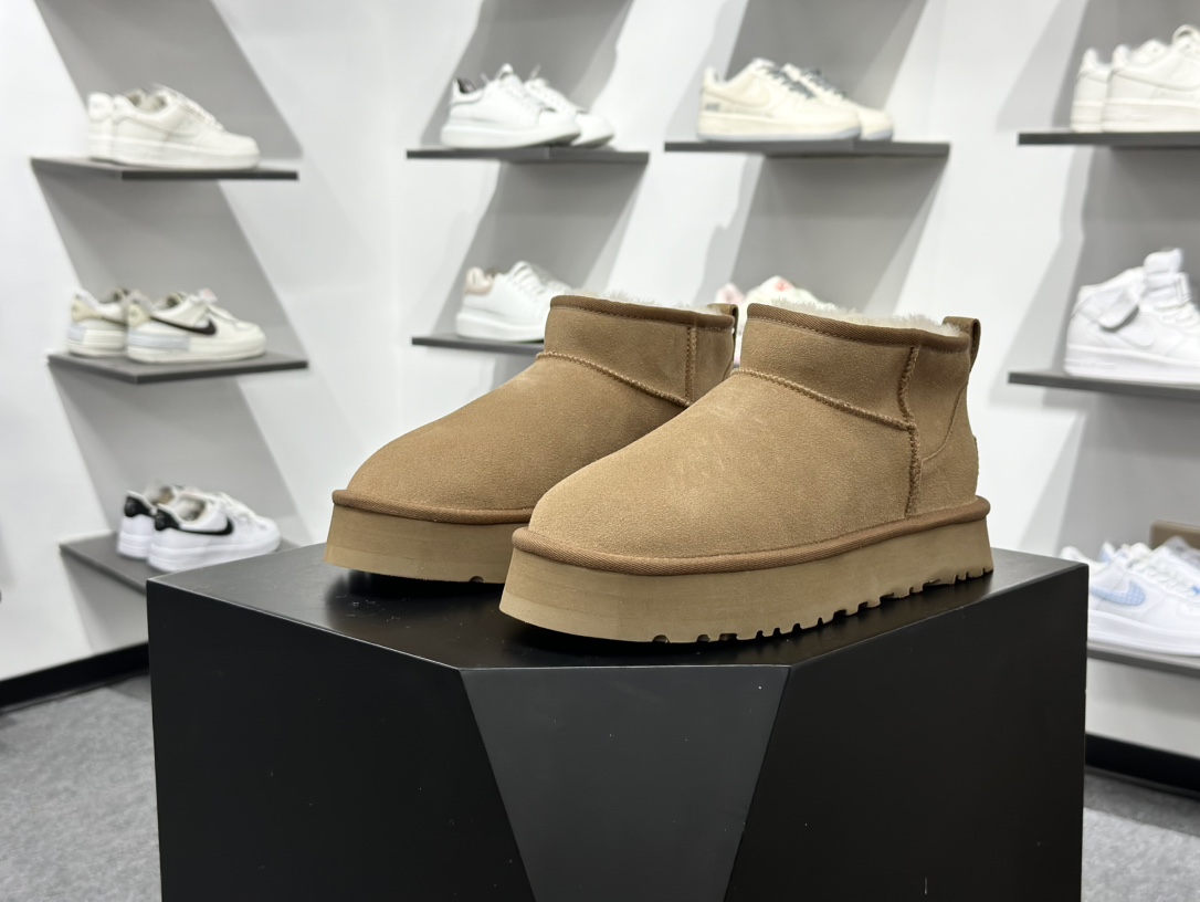 260 UGG 栗色 Mini厚底短筒3cm 小红书爆款 广州外贸大厂生产 鞋头到鞋垫真羊皮毛一体