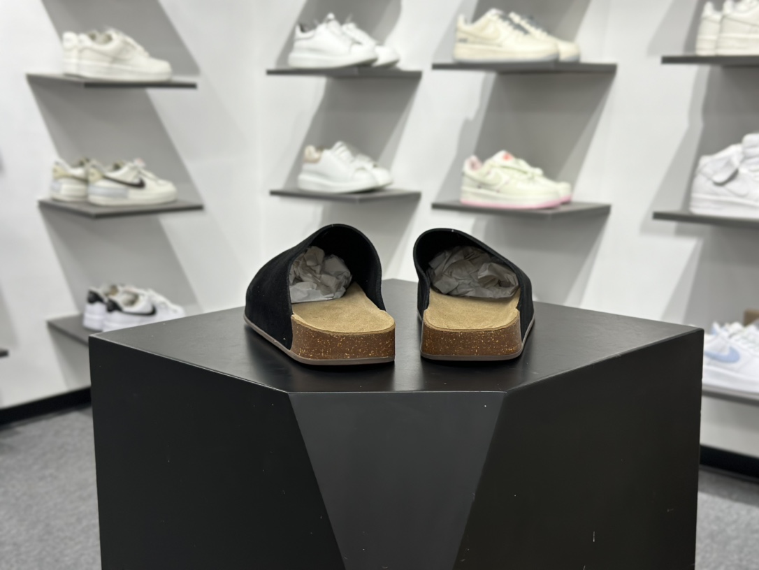 200 adidas originals Adimule 勃肯系 防磨防滑包头拖鞋 懒人福音就是阿迪的穆勒鞋 JQ4367