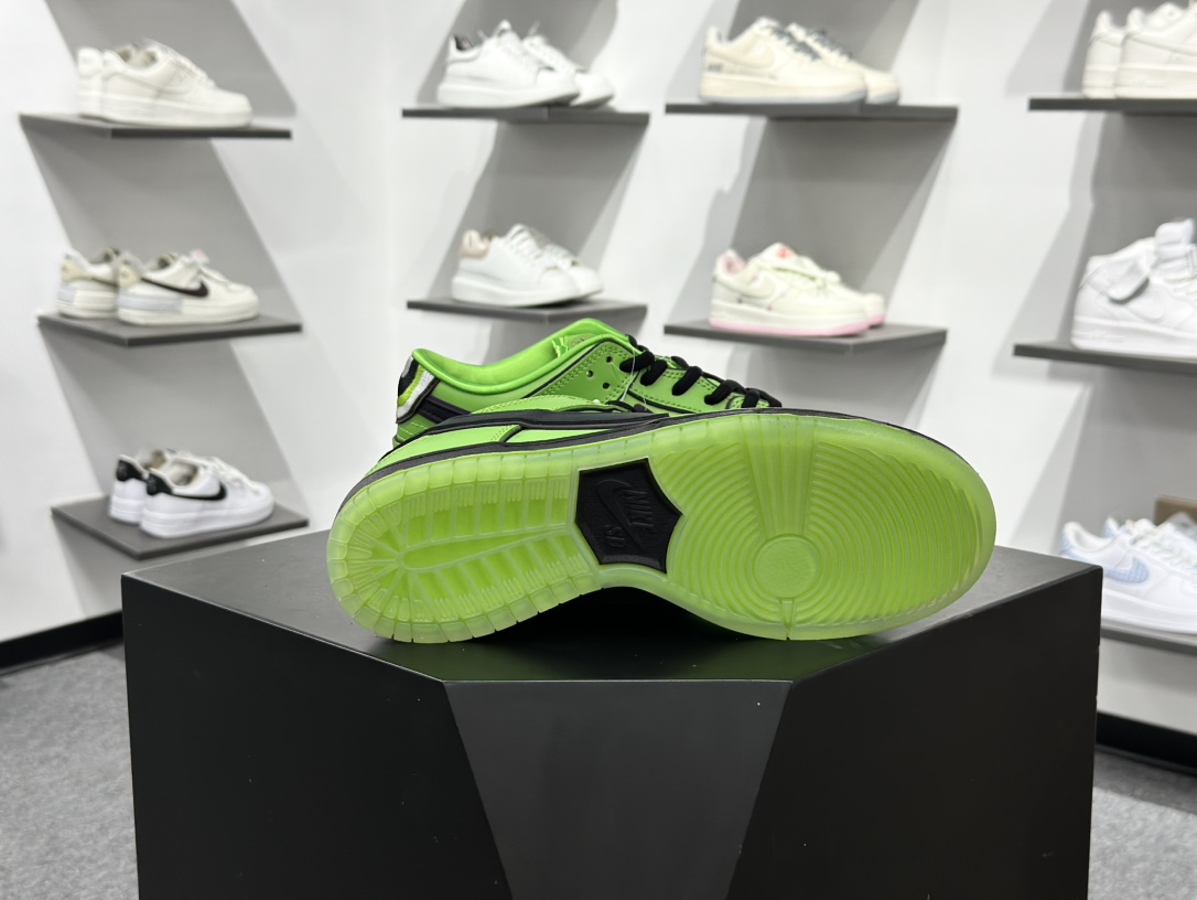 220 Nike Dunk Low Retro ‘飞天小女警’ FZ8319-300