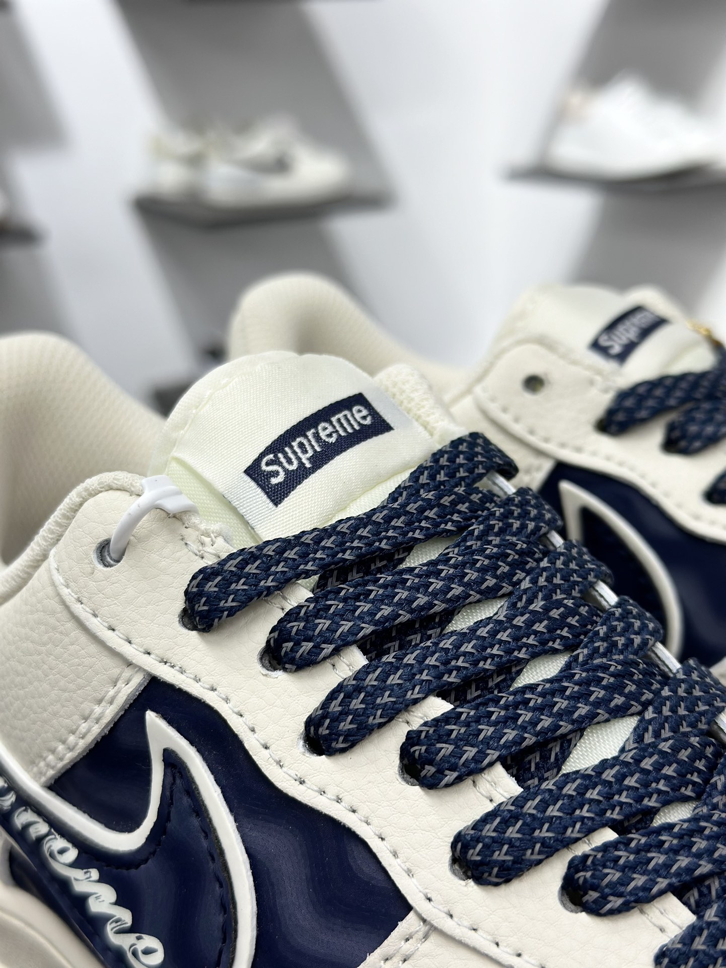 260 Nike Air Force 1 Low Supreme联名 XY2025-001