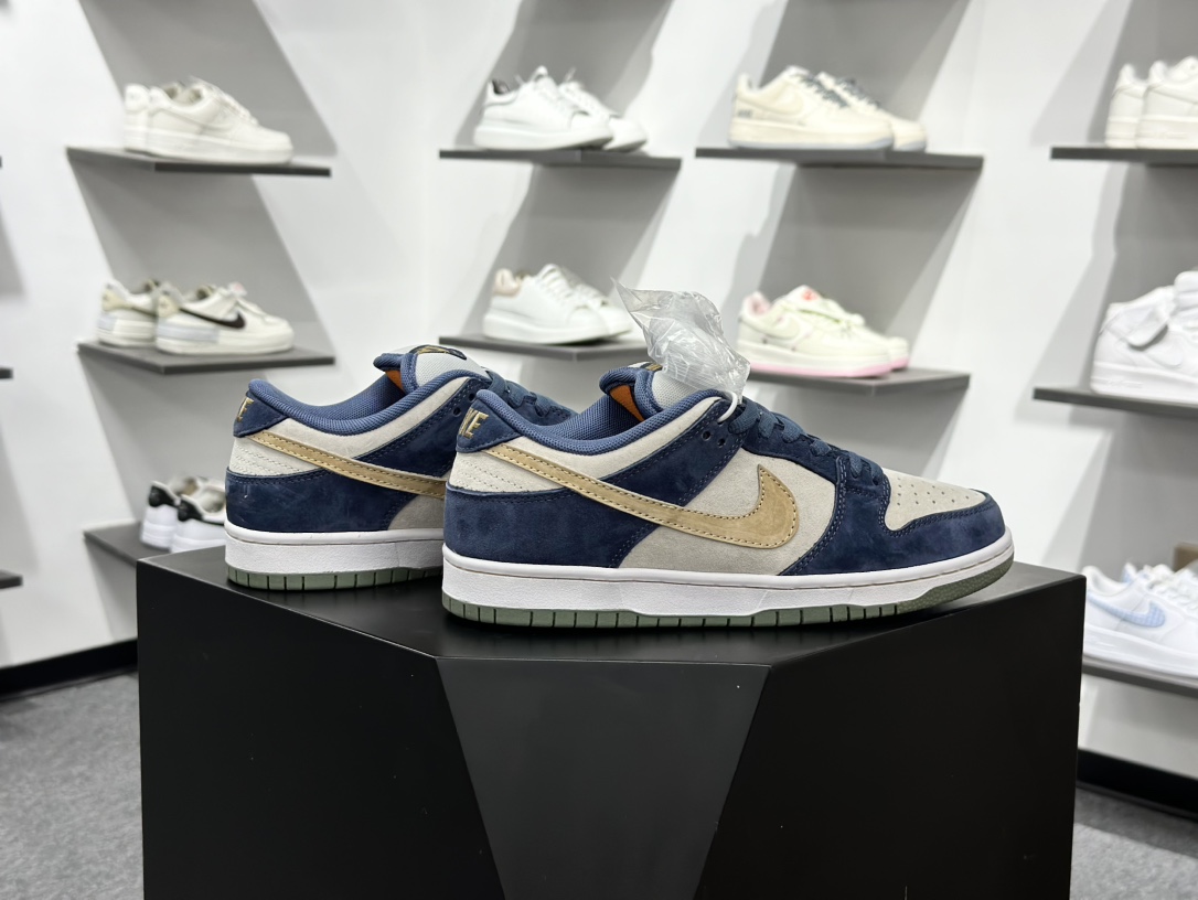 Nike Dunk SB “Polar Fog” 绒面革 蓝白 HF3063-002-莆田鞋,莆田鞋货源,高仿鞋,高仿鞋货源,安福档口,莆田高仿鞋,莆田鞋批发,高仿鞋批发,莆田高仿运动鞋,高仿运动鞋,莆田运动鞋 Nike Dunk SB “Polar Fog” 绒面革 蓝白 HF3063-002