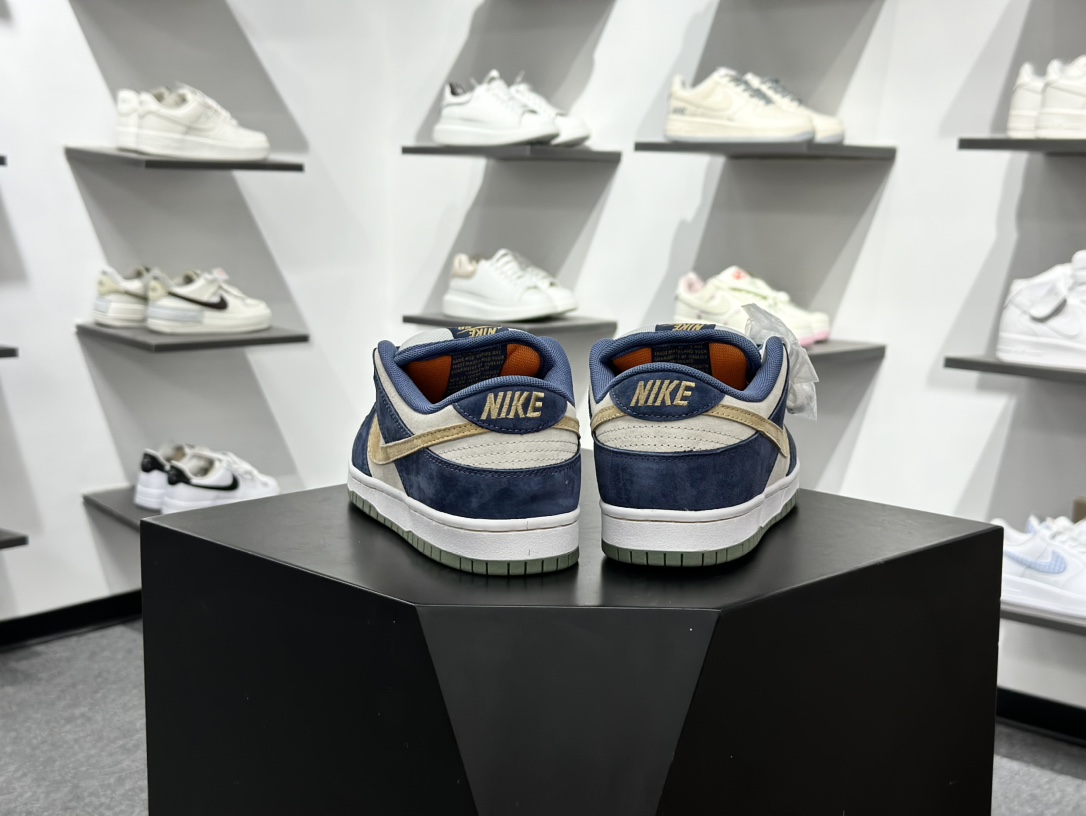 Nike Dunk SB “Polar Fog” 绒面革 蓝白 HF3063-002-莆田鞋,莆田鞋货源,高仿鞋,高仿鞋货源,安福档口,莆田高仿鞋,莆田鞋批发,高仿鞋批发,莆田高仿运动鞋,高仿运动鞋,莆田运动鞋 Nike Dunk SB “Polar Fog” 绒面革 蓝白 HF3063-002
