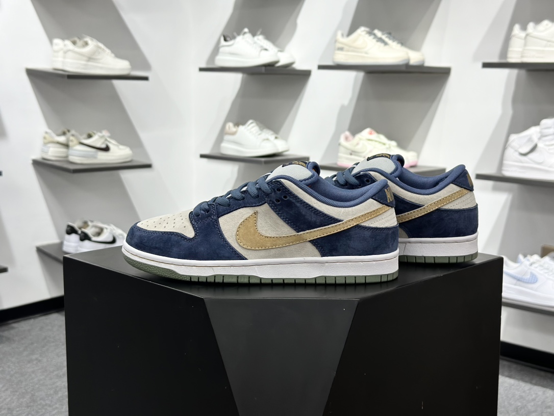 Nike Dunk SB “Polar Fog” 绒面革 蓝白 HF3063-002-莆田鞋,莆田鞋货源,高仿鞋,高仿鞋货源,安福档口,莆田高仿鞋,莆田鞋批发,高仿鞋批发,莆田高仿运动鞋,高仿运动鞋,莆田运动鞋 Nike Dunk SB “Polar Fog” 绒面革 蓝白 HF3063-002