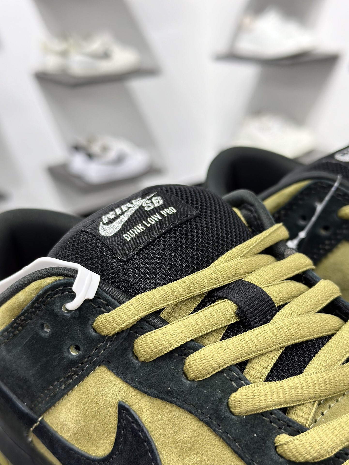 220 Nike Dunk Low Retro ‘联名黑棕’ HQ8487-300