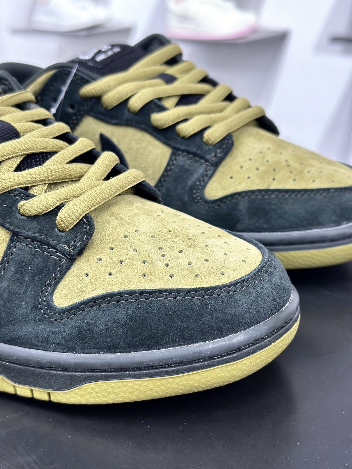 220 Nike Dunk Low Retro ‘联名黑棕’ HQ8487-300