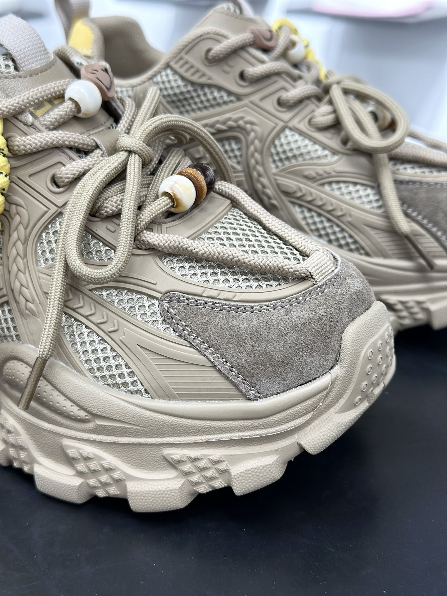 新晋潮流鞋靴品牌GGCC秋冬新款 张艺凡同款 GG-CC 2025 珠串 8cm厚底增高 千禧风复古未来老爹鞋 G25X8691