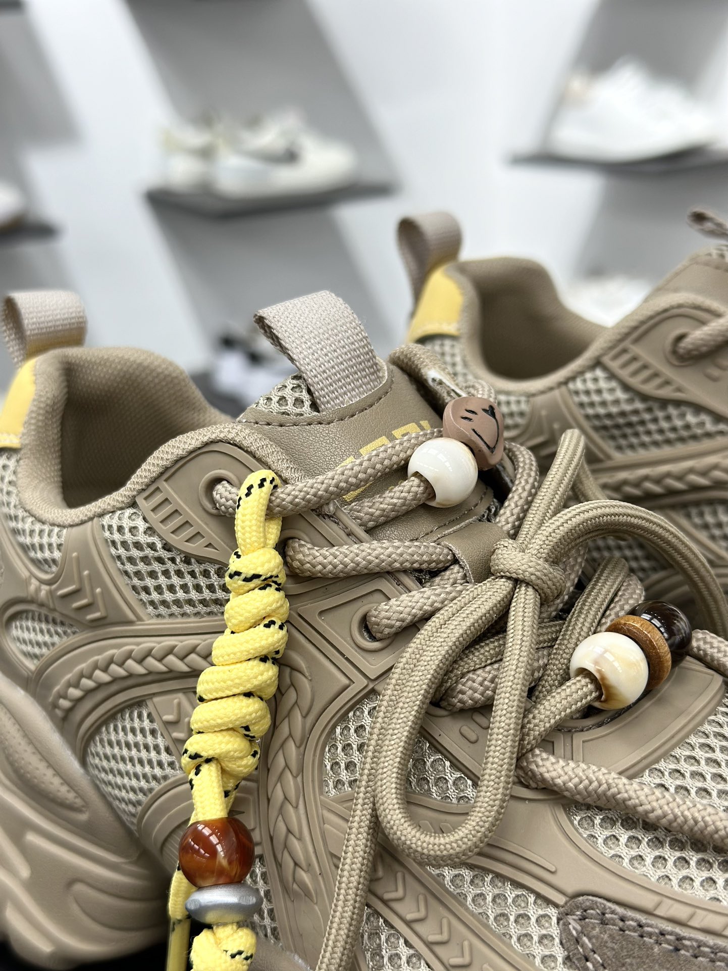 新晋潮流鞋靴品牌GGCC秋冬新款 张艺凡同款 GG-CC 2025 珠串 8cm厚底增高 千禧风复古未来老爹鞋 G25X8691