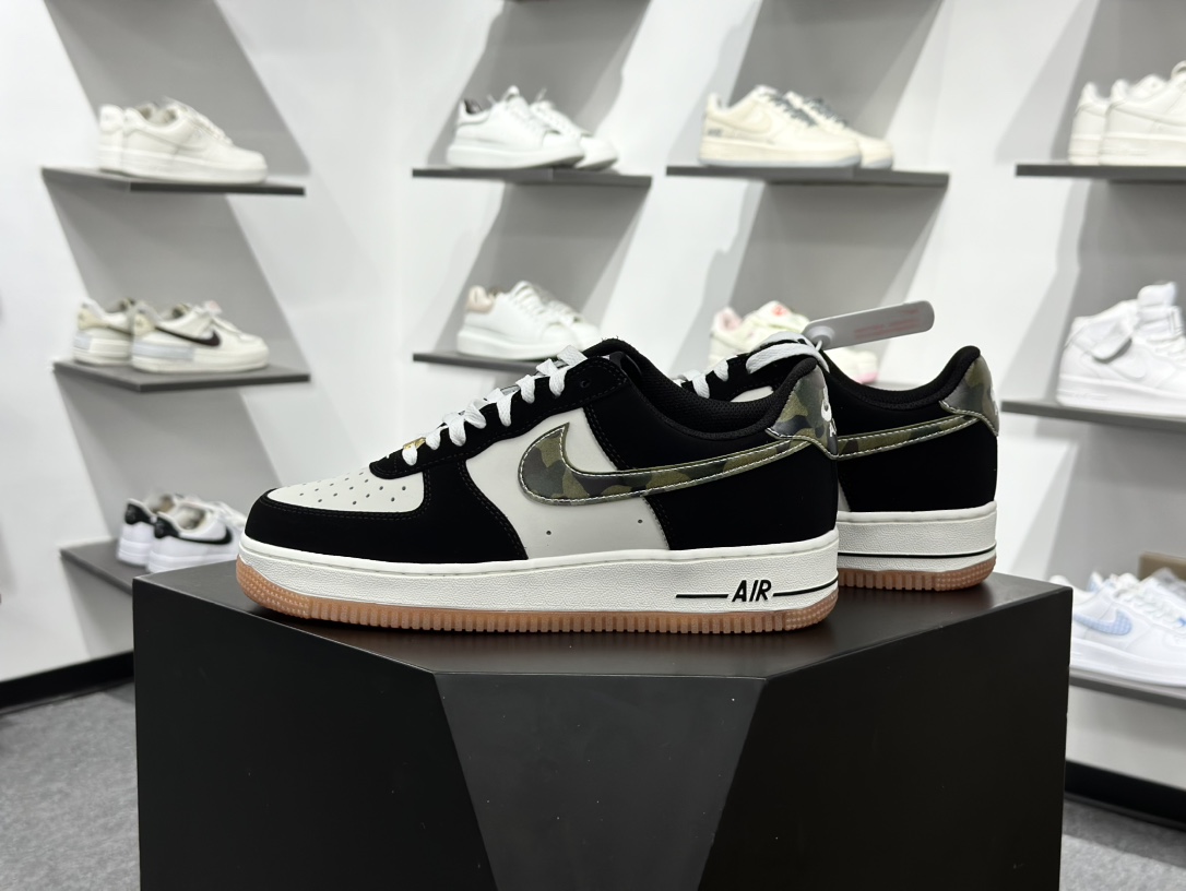 180 Nike AIR FORCE 1 LOW RETRO HQ1967-100