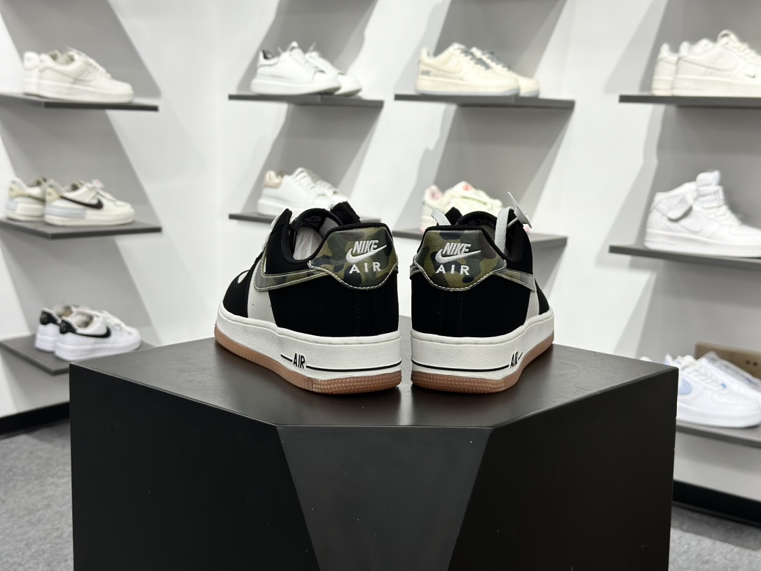 180 Nike AIR FORCE 1 LOW RETRO HQ1967-100