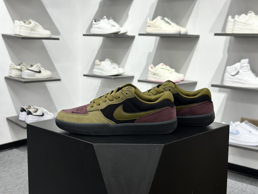 耐克Nike SB Force 58 硫化杯底 传统篮球风格Nike SB Force 58 男/女滑板鞋 DV5477-008