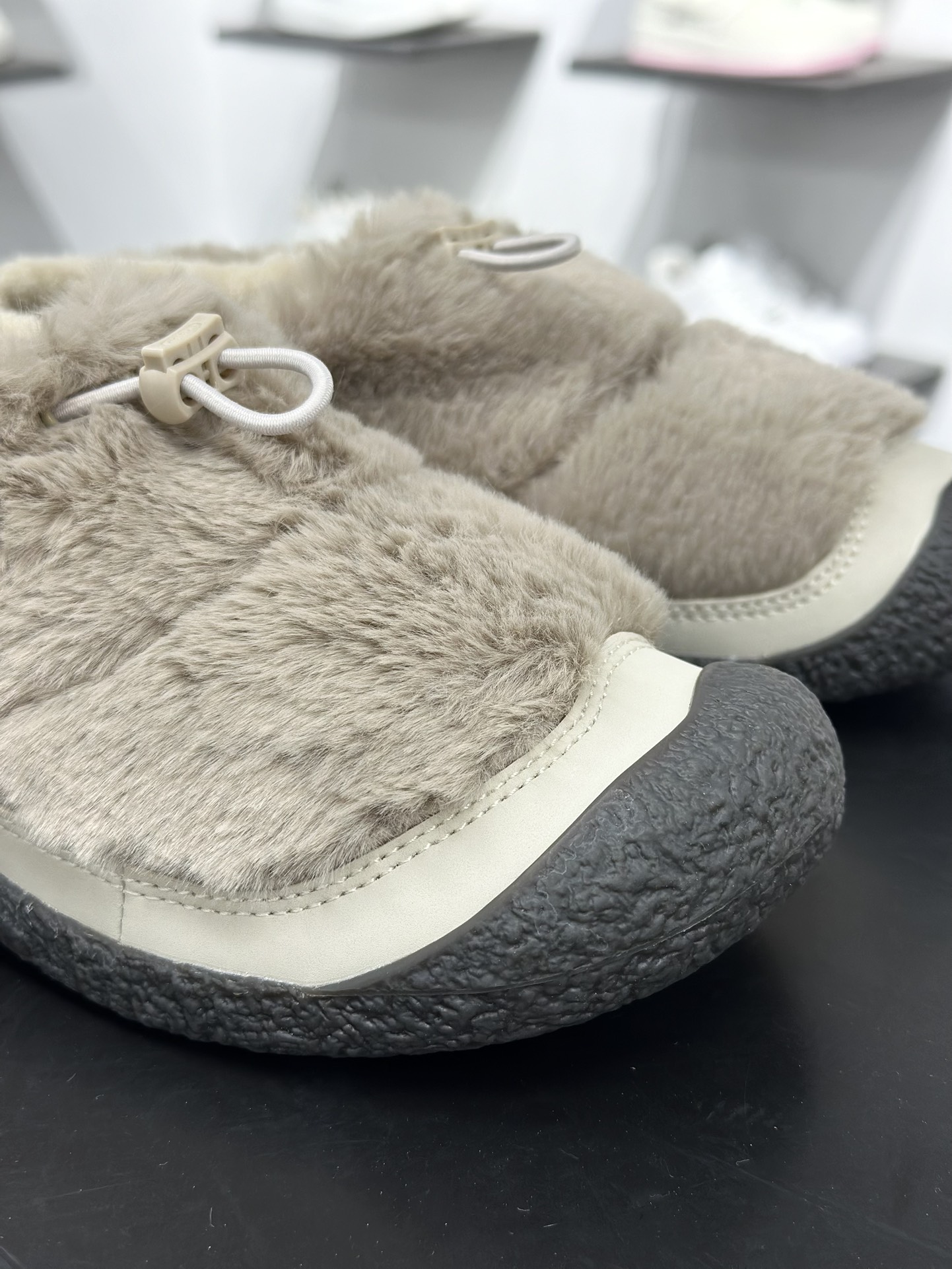 Keen 科恩 Howser III Slide 科恩秋冬毛毛休闲生活鞋 半拖鞋 1029434 Keen 科恩 Howser III Slide 科恩秋冬毛毛休闲生活鞋 半拖鞋 1029434