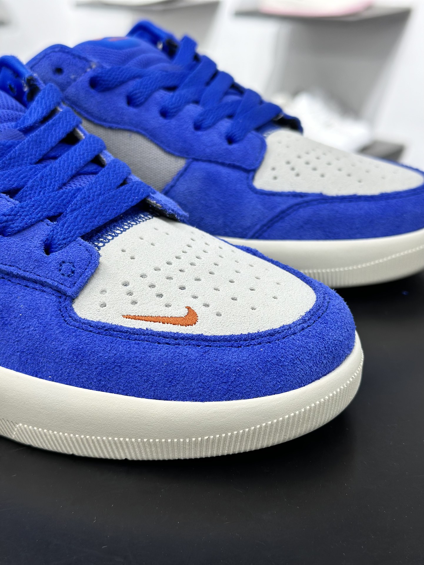 160 耐克Nike SB Force 58 硫化杯底 传统篮球风格 DV5477-011