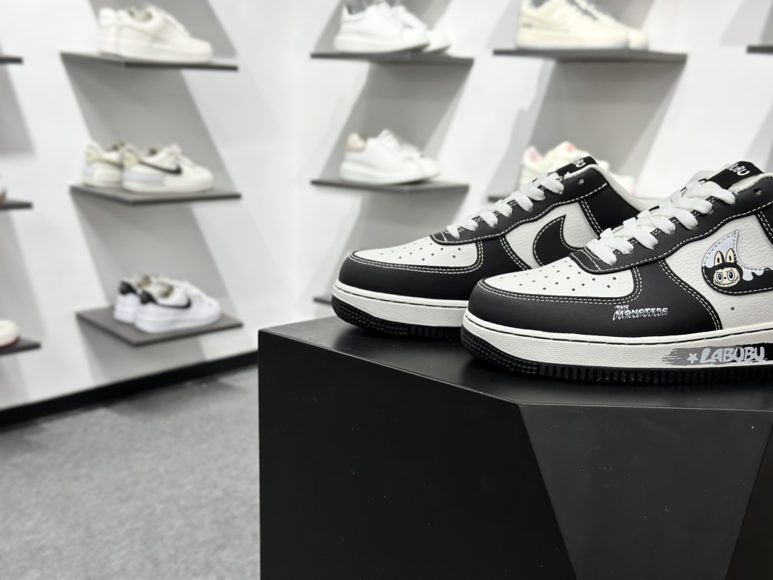 260 Air Force 1 '07 Low 拉布布白黑 KJ5188-001