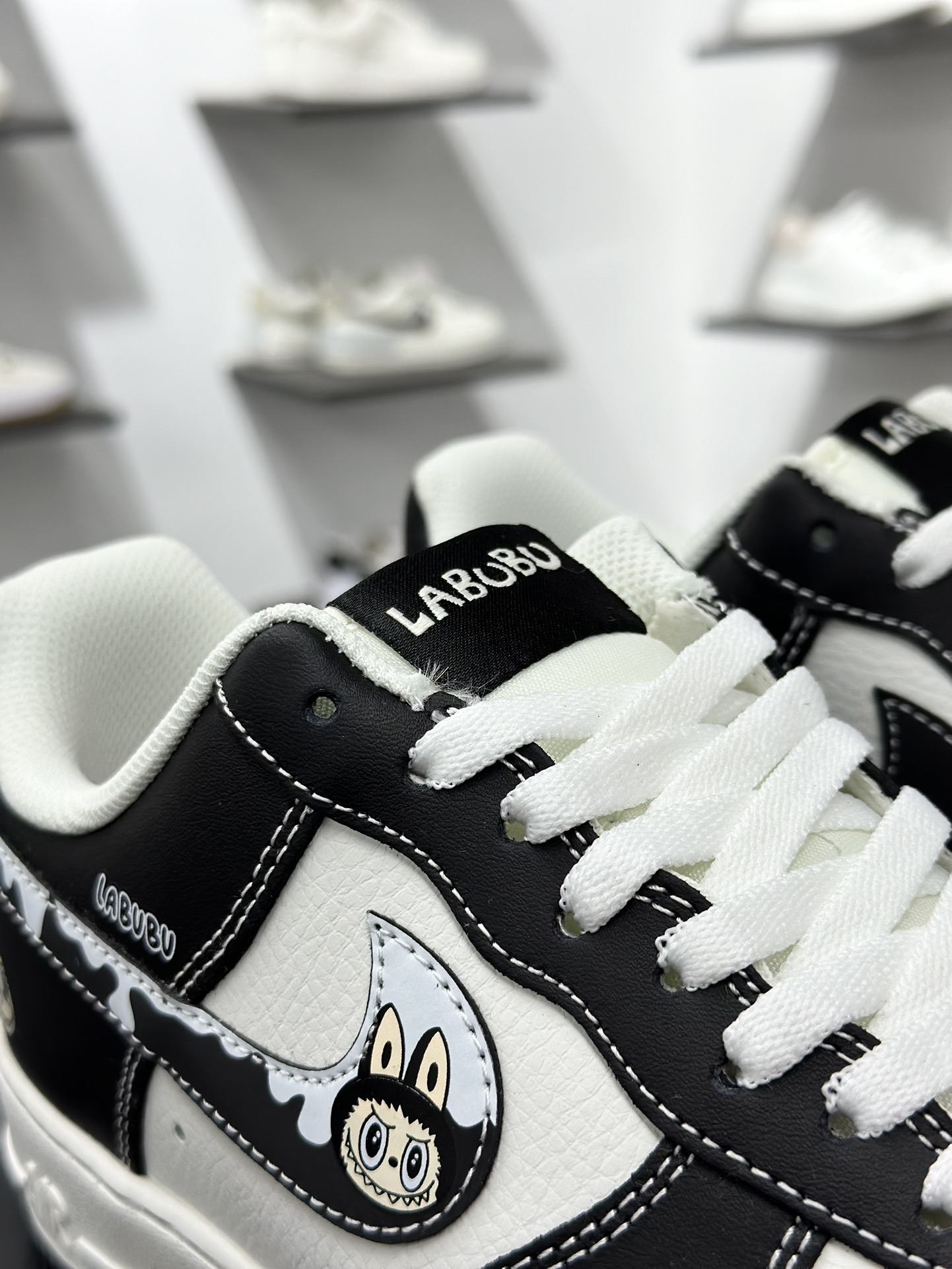 260 Air Force 1 '07 Low 拉布布白黑 KJ5188-001