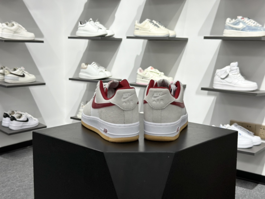 200 Air Force 1 '07 Low 米白红 IB6388-101