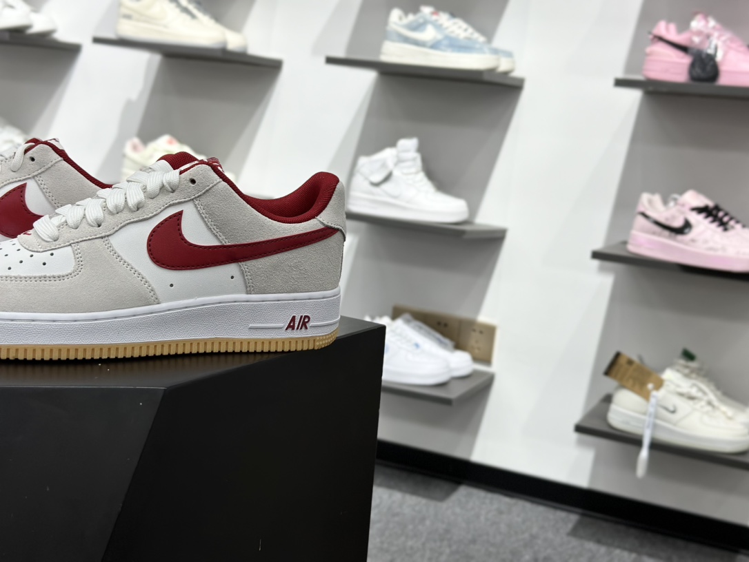 200 Air Force 1 '07 Low 米白红 IB6388-101