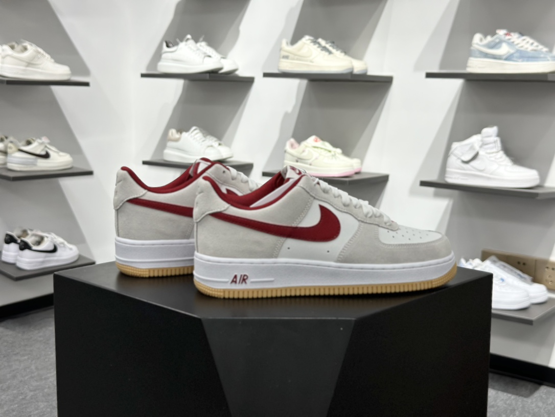 200 Air Force 1 '07 Low 米白红 IB6388-101