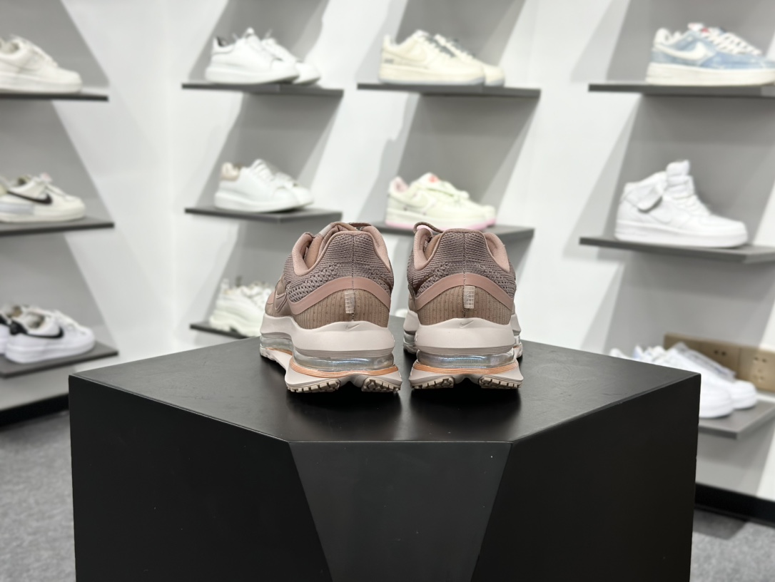 240 Nike Air Zoom Pegasus Premium 耐克 新款气垫缓震休闲跑步鞋 HQ2593-603