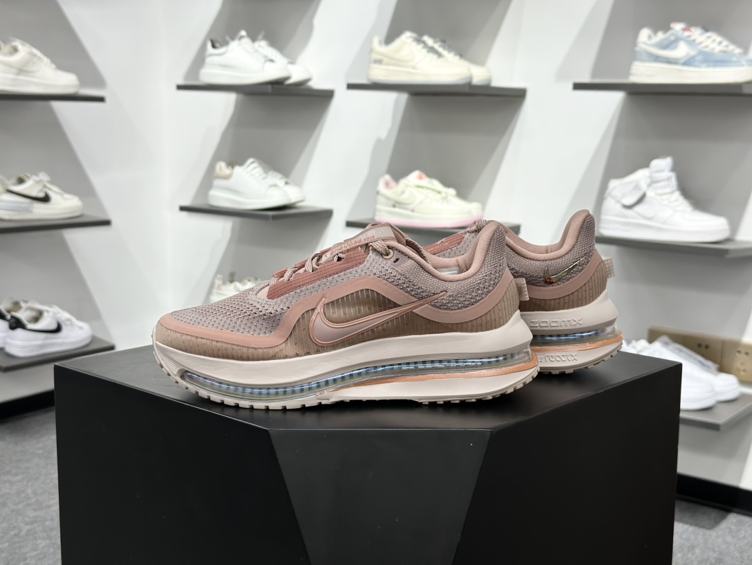 240 Nike Air Zoom Pegasus Premium 耐克 新款气垫缓震休闲跑步鞋 HQ2593-603