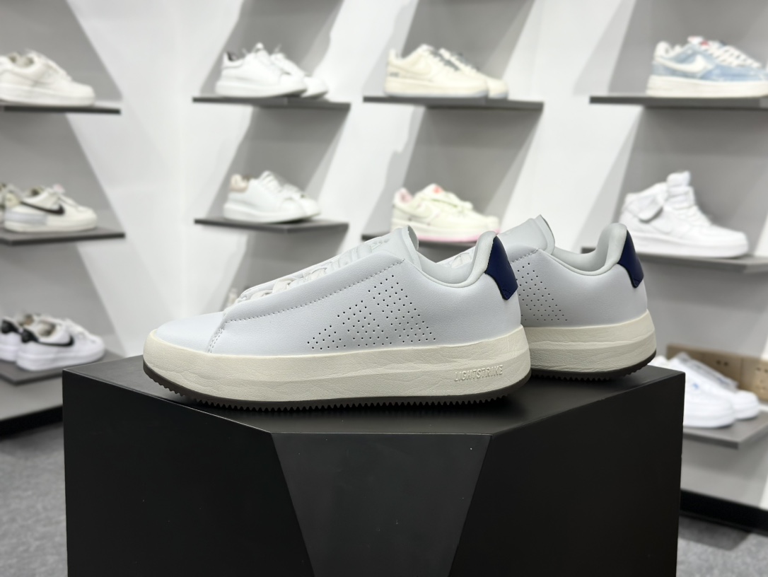 200 AD Acesmash 白色 舒适百搭休闲低帮运动板鞋 JQ2298