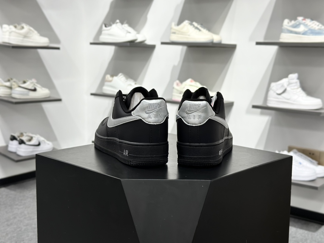 200 Sup x Air Force 1 Low 黑白 CU9225-002