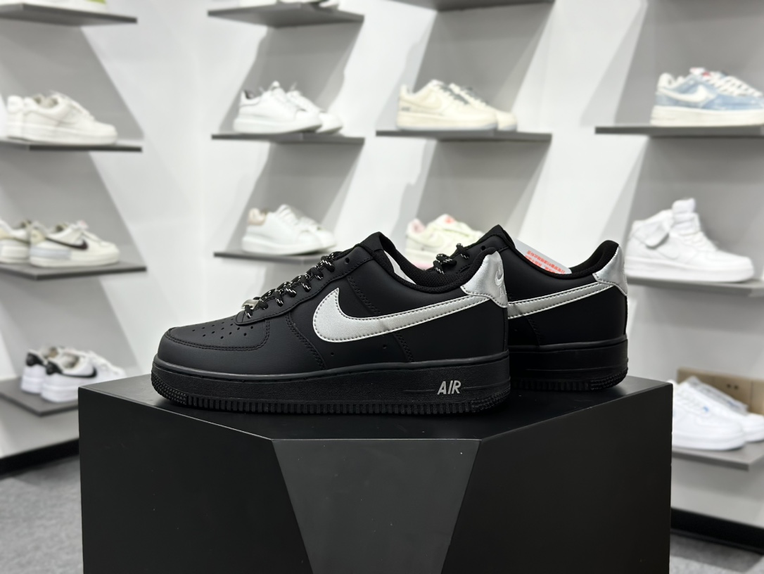 200 Sup x Air Force 1 Low 黑白 CU9225-002