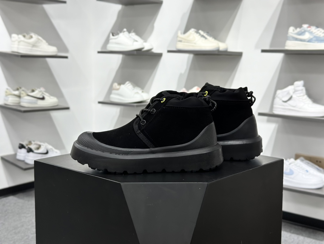 UGG M Neumel Weather Hybrid 纽姆防水混合系列中帮厚底轻量休闲运动工装袋鼠靴 1113911