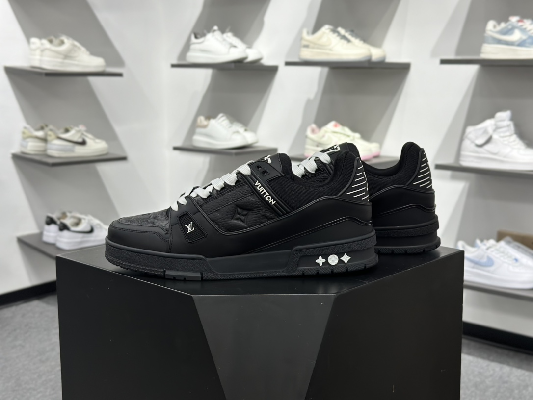 顶级 Lv Trainer X1 Max 版本 高奢经典巅峰东莞纯原顶级高端复刻