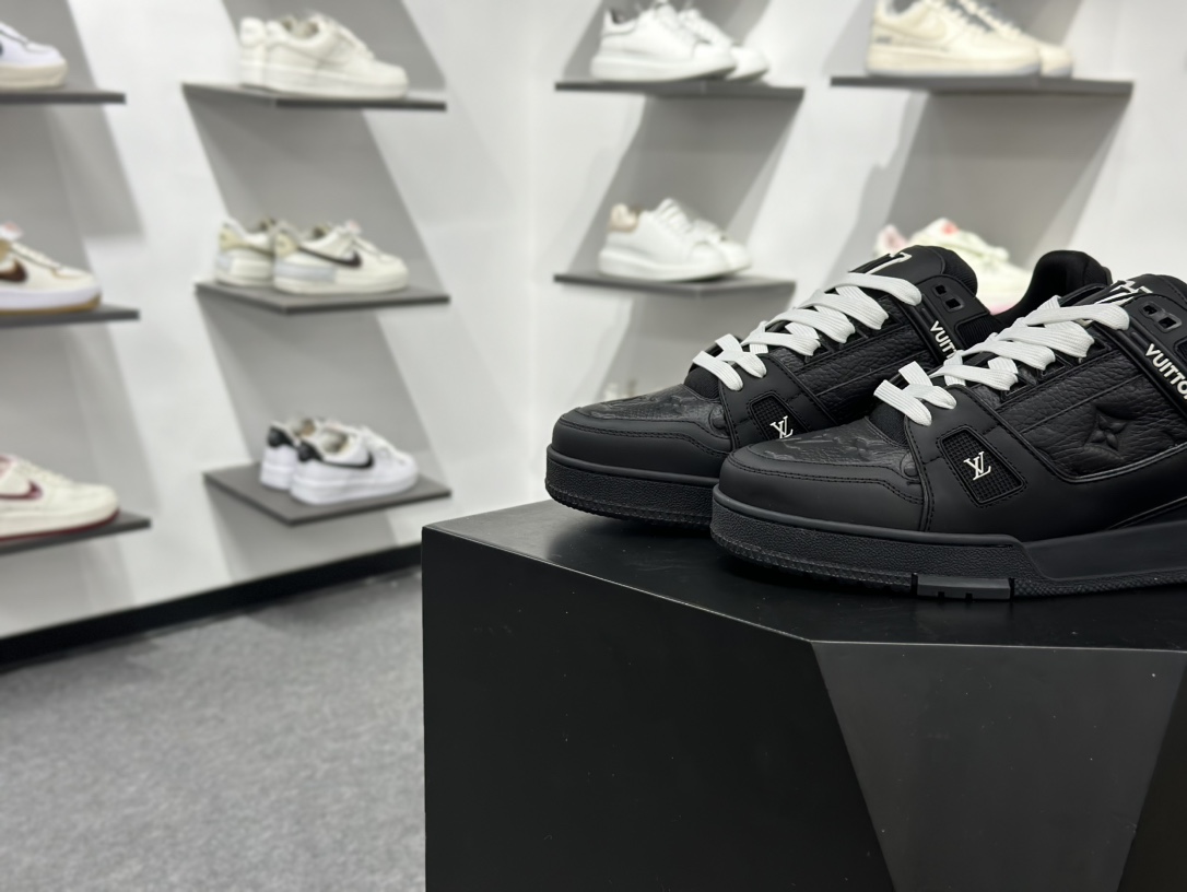 顶级 Lv Trainer X1 Max 版本 高奢经典巅峰东莞纯原顶级高端复刻