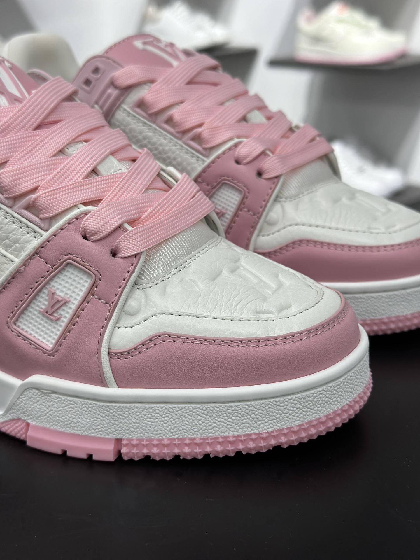 顶级 Lv Trainer X1 Max 版本 高奢经典巅峰东莞纯原顶级高端复刻