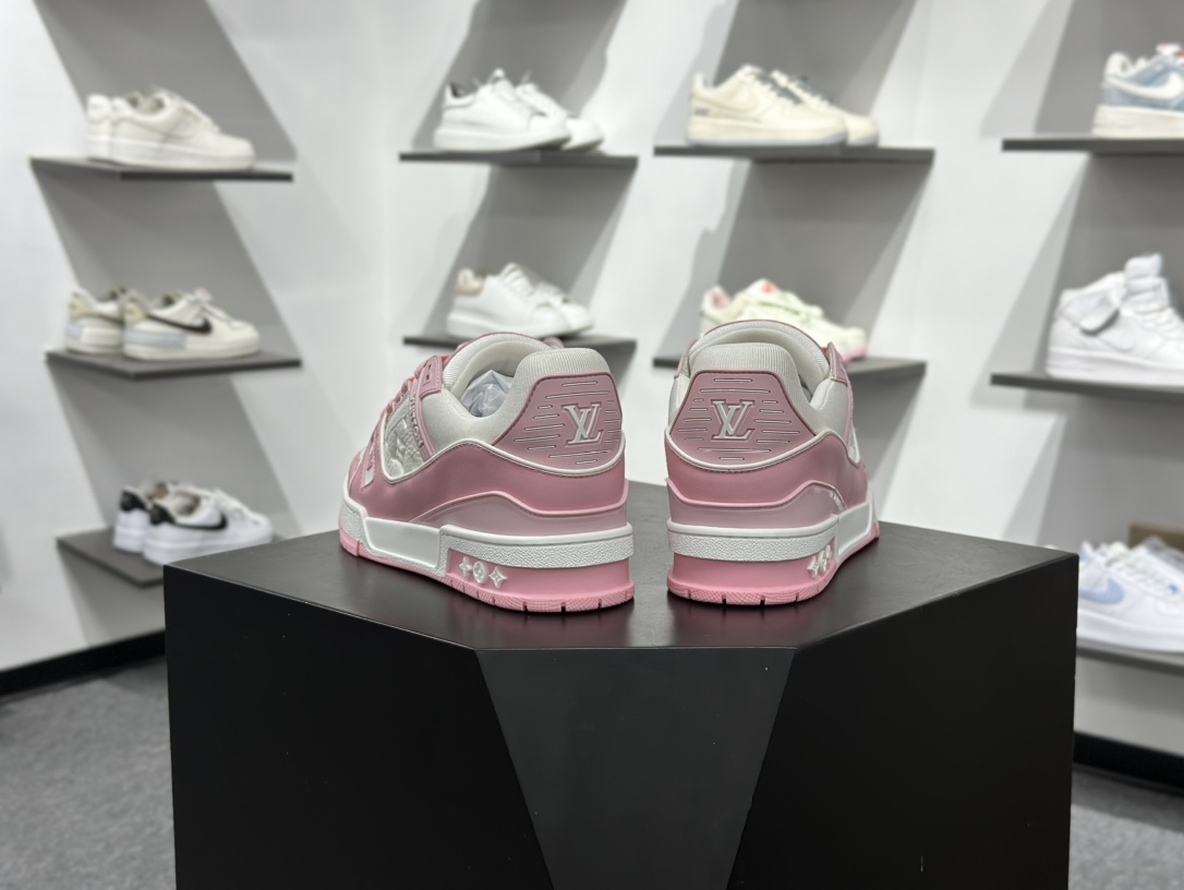 顶级 Lv Trainer X1 Max 版本 高奢经典巅峰东莞纯原顶级高端复刻